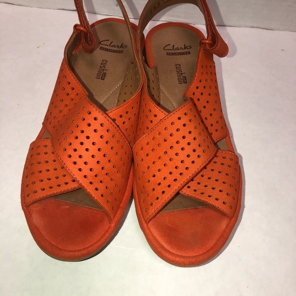 Clarks Clarene Award orange wedge sandals size 6 - Picture 2 of 6